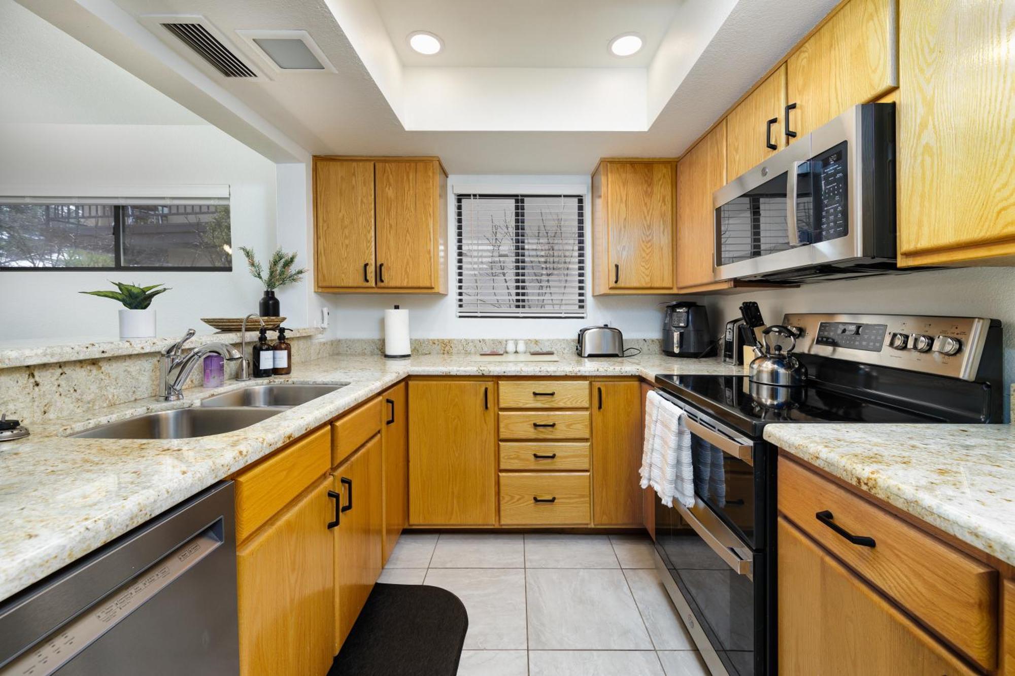 Stylish Townhome On Golf Course Red Rock View Sedona Exterior foto
